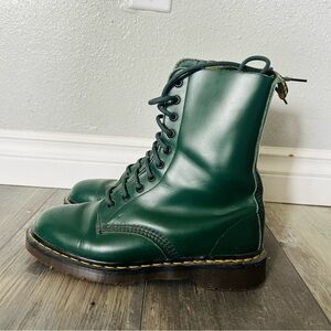 Dr. Martens Made in England Green Combat Boots 9